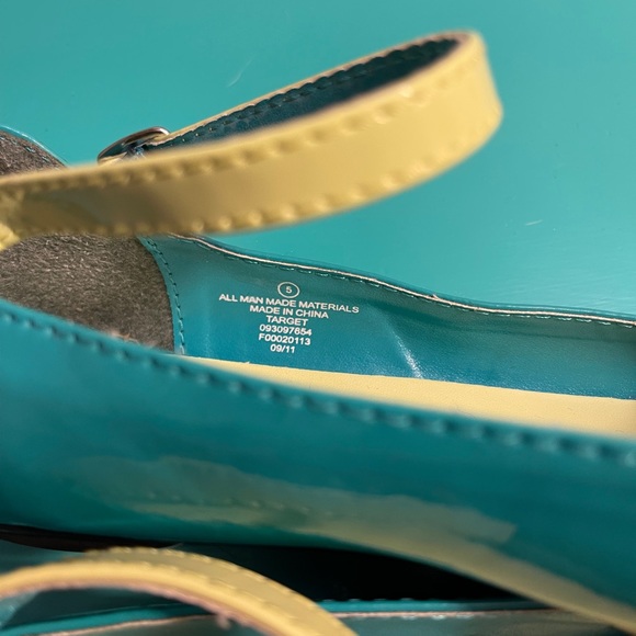 Xhilaration Target Teal Flats - Girls 5 - Picture 8 of 8